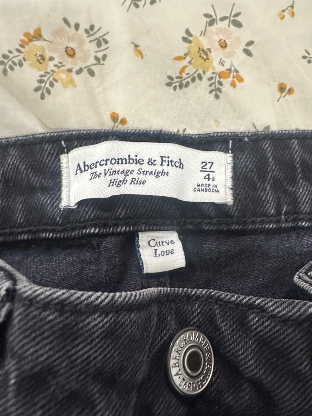 Abercrombie & Fitch High-Rise Vintage Straight Jeans - Black Wash